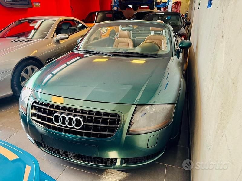 Usata Audi TT Roadster 179 CV (131 kW) 2000 Verde Cabrio