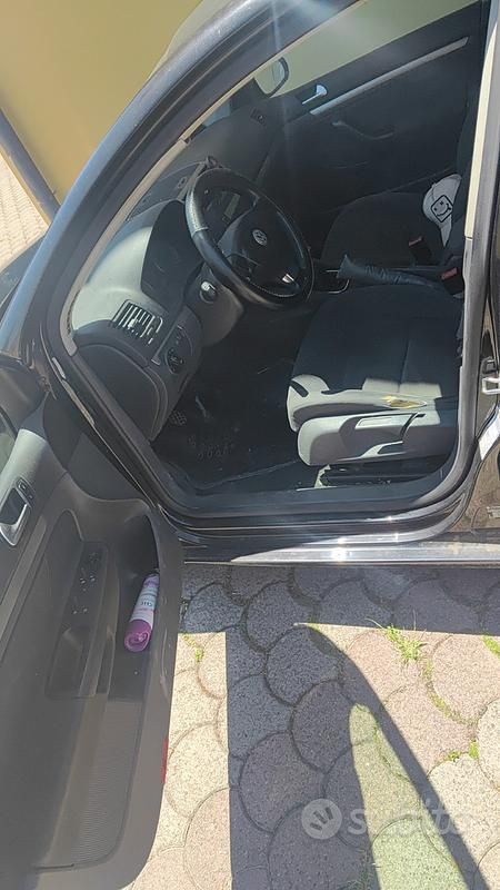 Usata VW Golf V 105 CV (77 kW) 2007 Nero Berlina