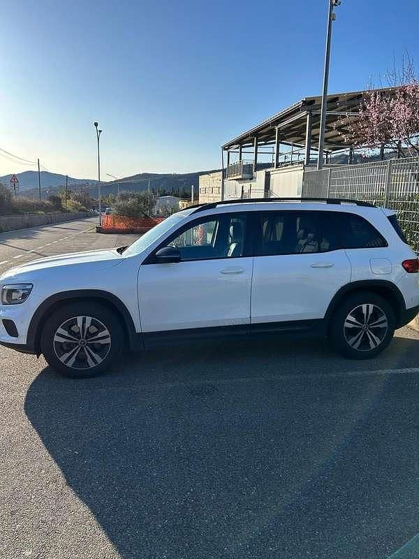 Usata Mercedes GLB200 Premium 150 CV (110 kW) 2020 Bianco SUV