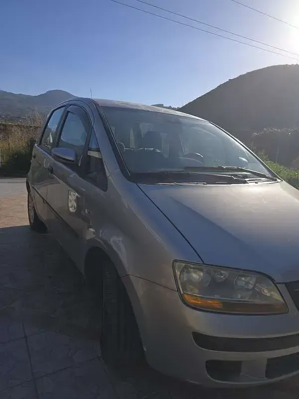 Usata Fiat Idea Active 69 CV (50 kW) 2007 Monovolume