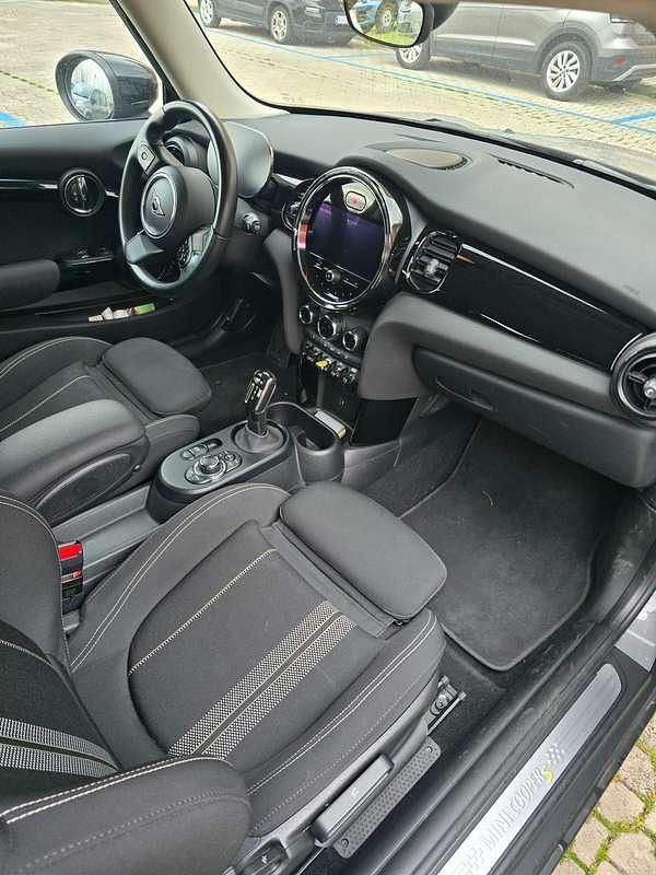 Usata Mini Cooper SE 75 kW (102 CV) 2022 Grigio Utilitaria