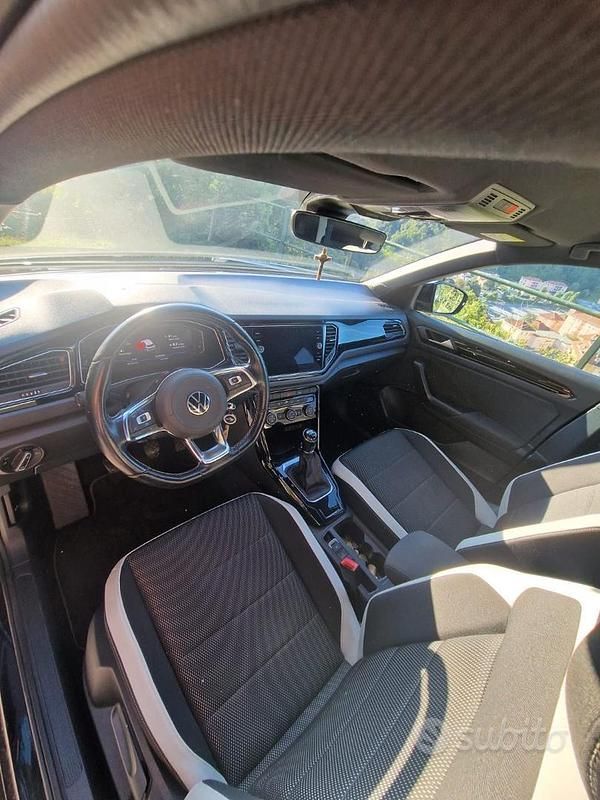 Usata VW T-Roc Advance 150 CV (110 kW) 2021 Nero SUV