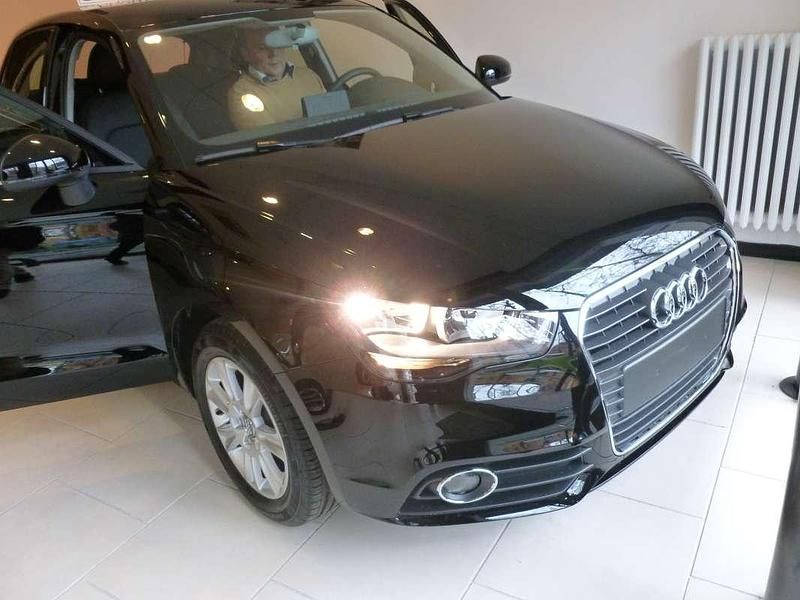 Usata Audi A1 Sportback Attraction 95 CV (69 kW) 2013 Nero Utilitaria