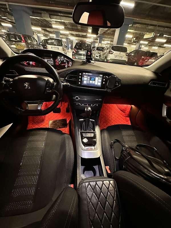 Usata Peugeot 308 SW Active 120 CV (88 kW) 2015 Station wagon