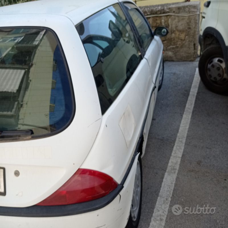 Usata Lancia Ypsilon 1997 Bianco Utilitaria