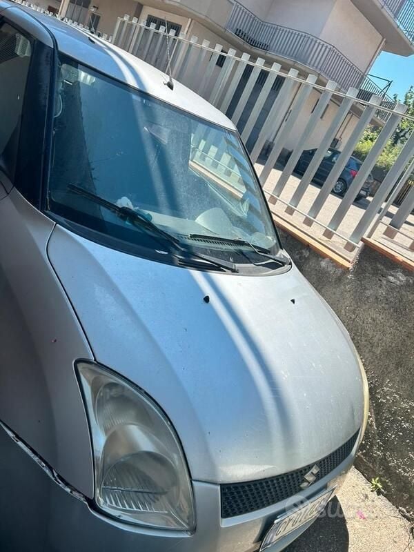 Usata Suzuki Swift 2003 Grigio Utilitaria