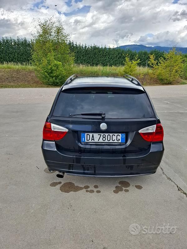 Usata BMW 320 150 CV (110 kW) 2007 Nero Station wagon