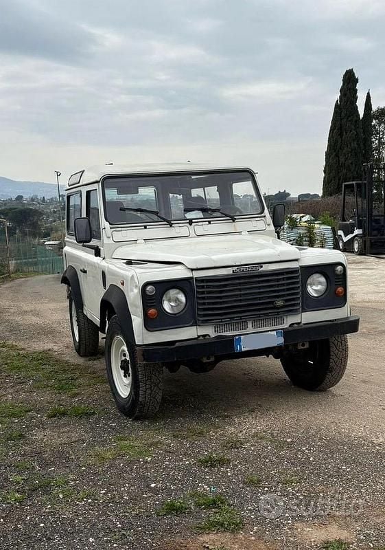 Usata Land Rover Defender 2002 Bianco SUV