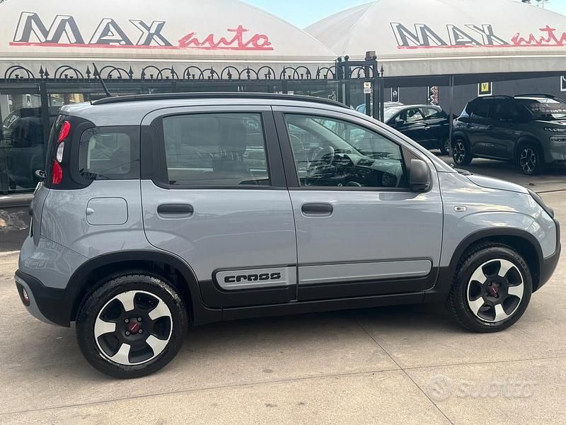 Usata Fiat Panda Cross Cross 69 CV (50 kW) 2020 Grigio Utilitaria