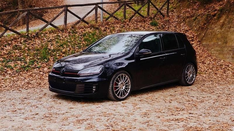 Usata VW Golf VI GTI 211 CV (155 kW) 2010 Utilitaria