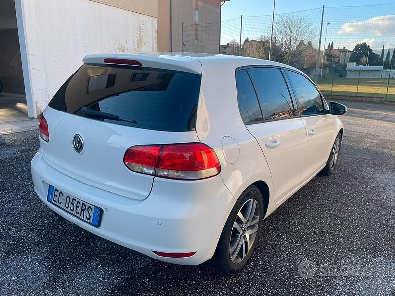 Usata VW Golf VI Comfortline 110 CV (80 kW) 2010 Utilitaria