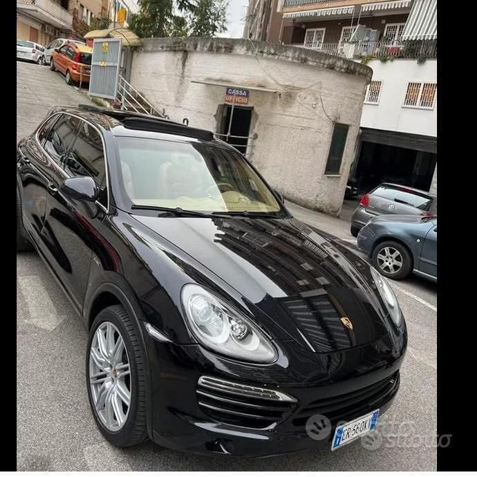 Usata 2013 Porsche Cayenne SUV | 32.900 € (Molto cara) - Immagine 1/4