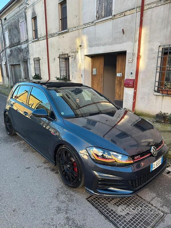 Usata VW Golf VII GTI 245 CV (180 kW) 2019 Grigio Berlina