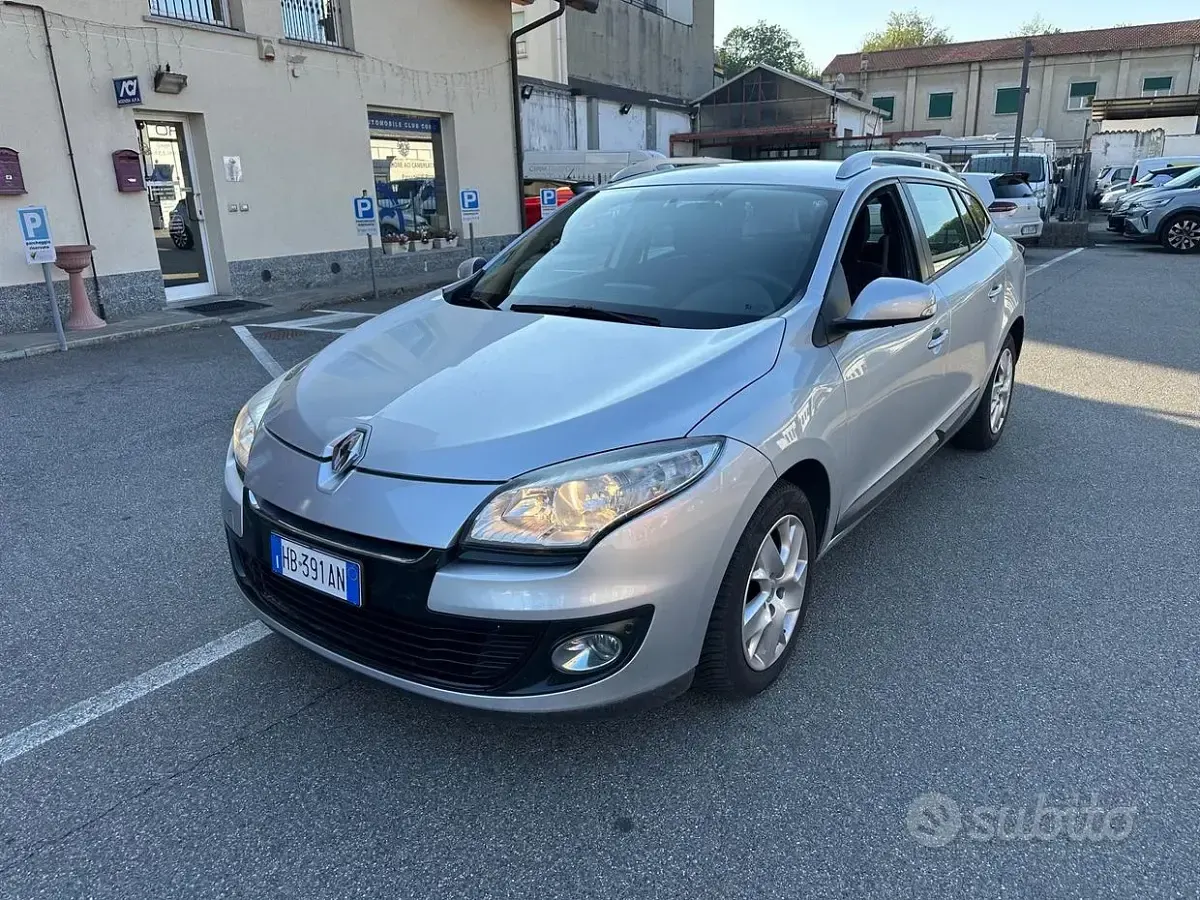 Usata Renault Mégane GrandTour Dynamique 110 CV (80 kW) 2013 Station wagon