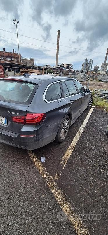 Usata BMW 520 190 CV (139 kW) 2016 Grigio Station wagon