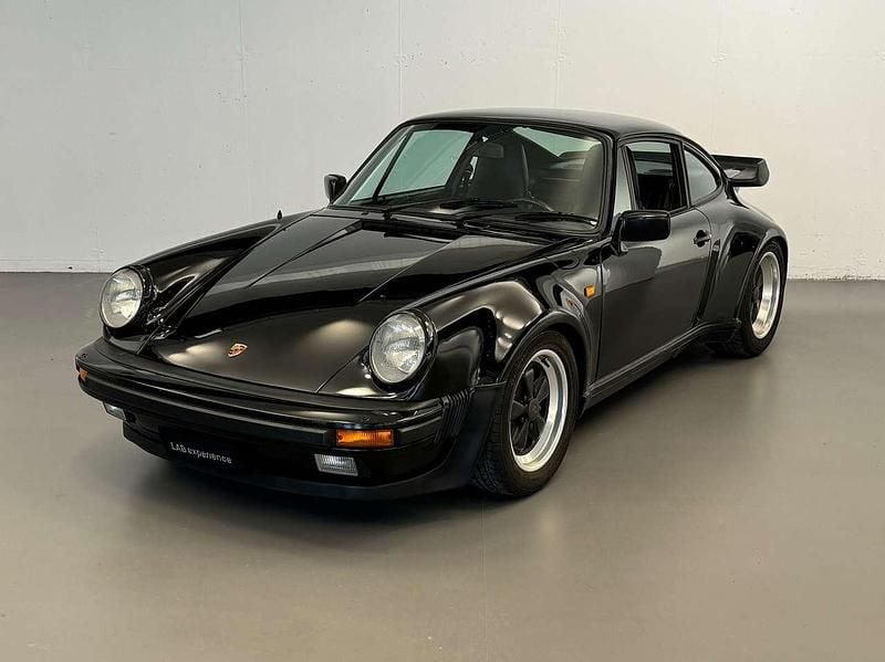 700 82 schwarz a1 Usata 1986 Porsche 930 Coupé | 175.000 € - Immagine 1/4