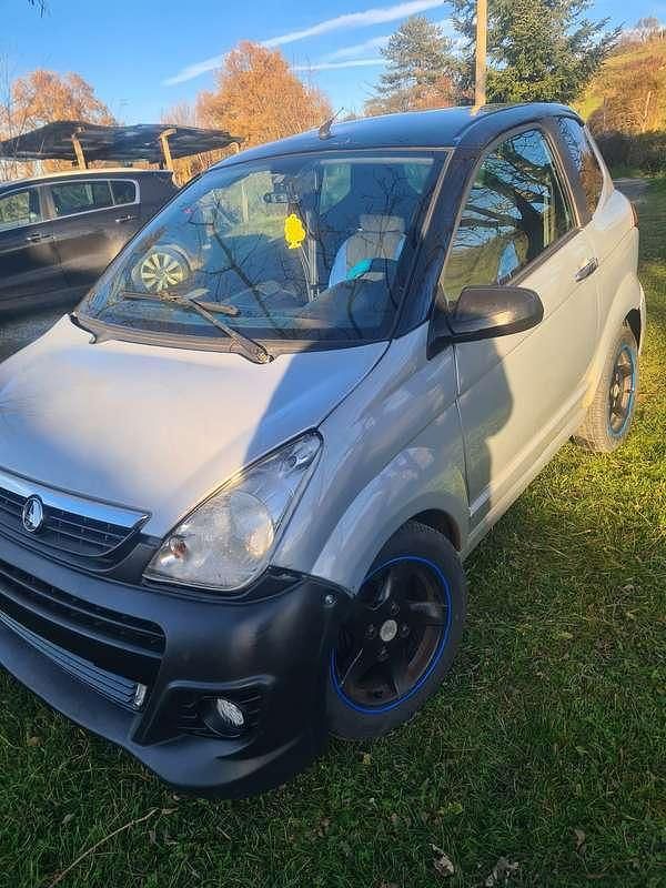 Usata 2011 Aixam 400 | 4999 € - Immagine 1/4