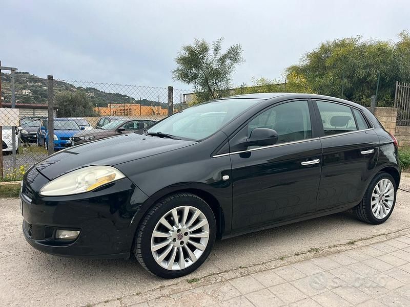 Usata Fiat Bravo Dynamic 105 CV (77 kW) 2008 Nero Utilitaria