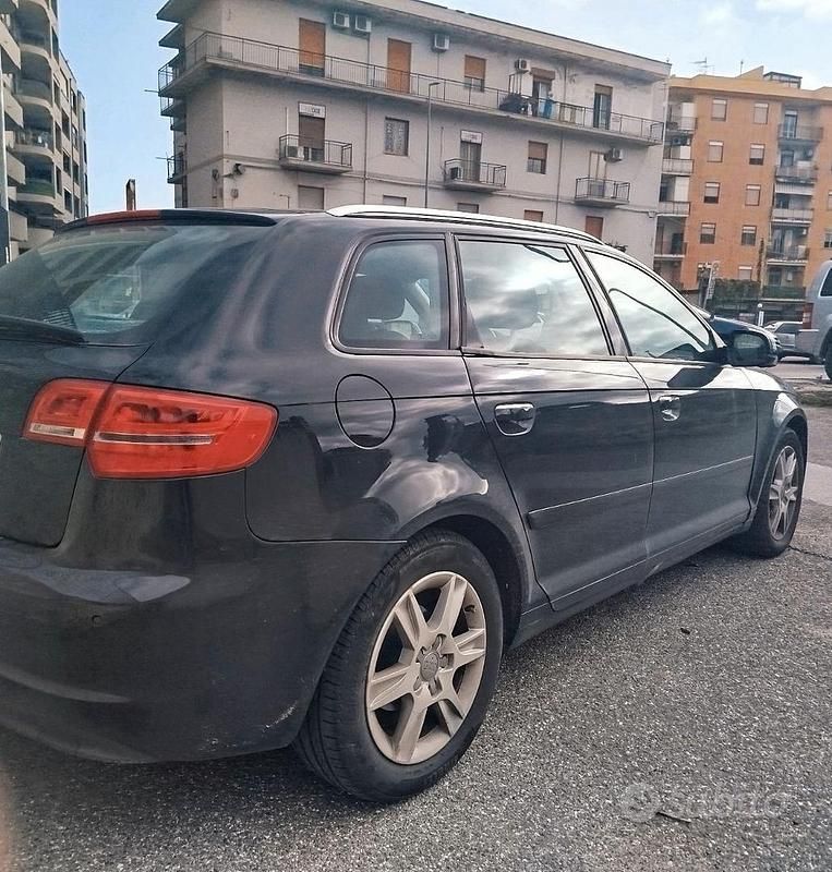 Usata Audi A3 Sportback 90 CV (66 kW) 2012 Nero Utilitaria