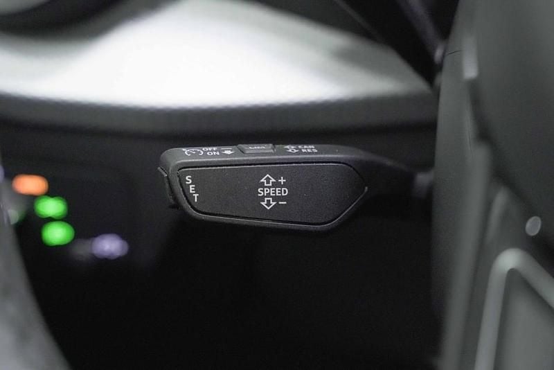 Usata Audi Q2 Advanced Plus 116 CV (85 kW) 2023 Argento SUV