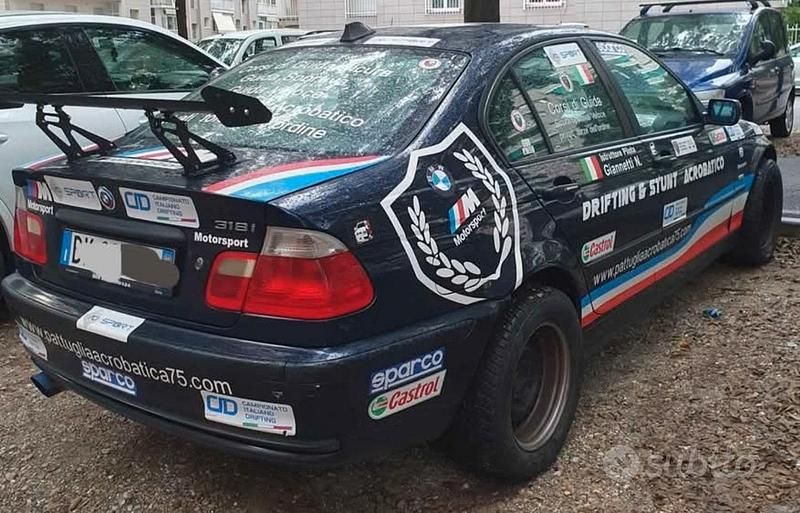 Usata BMW 318 118 CV (86 kW) 2000 Blu Berlina