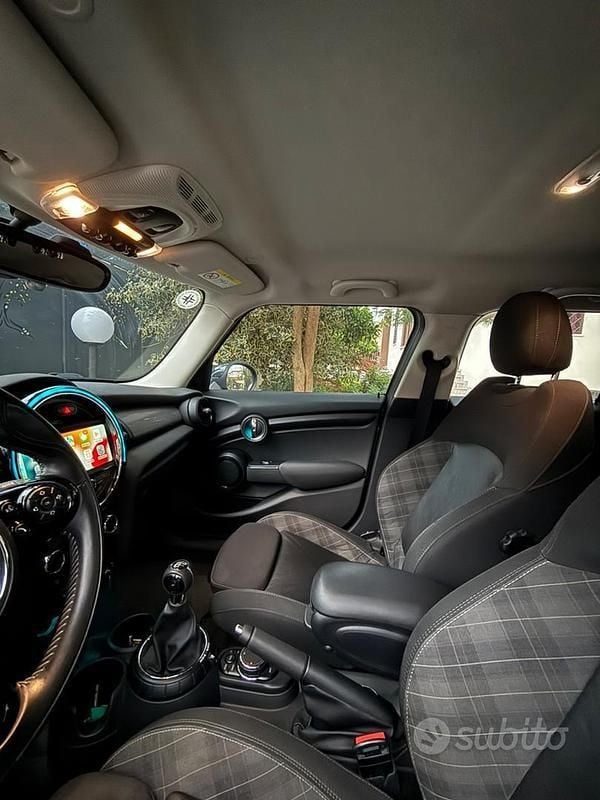 Usata Mini Cooper 116 CV (85 kW) 2017 Utilitaria