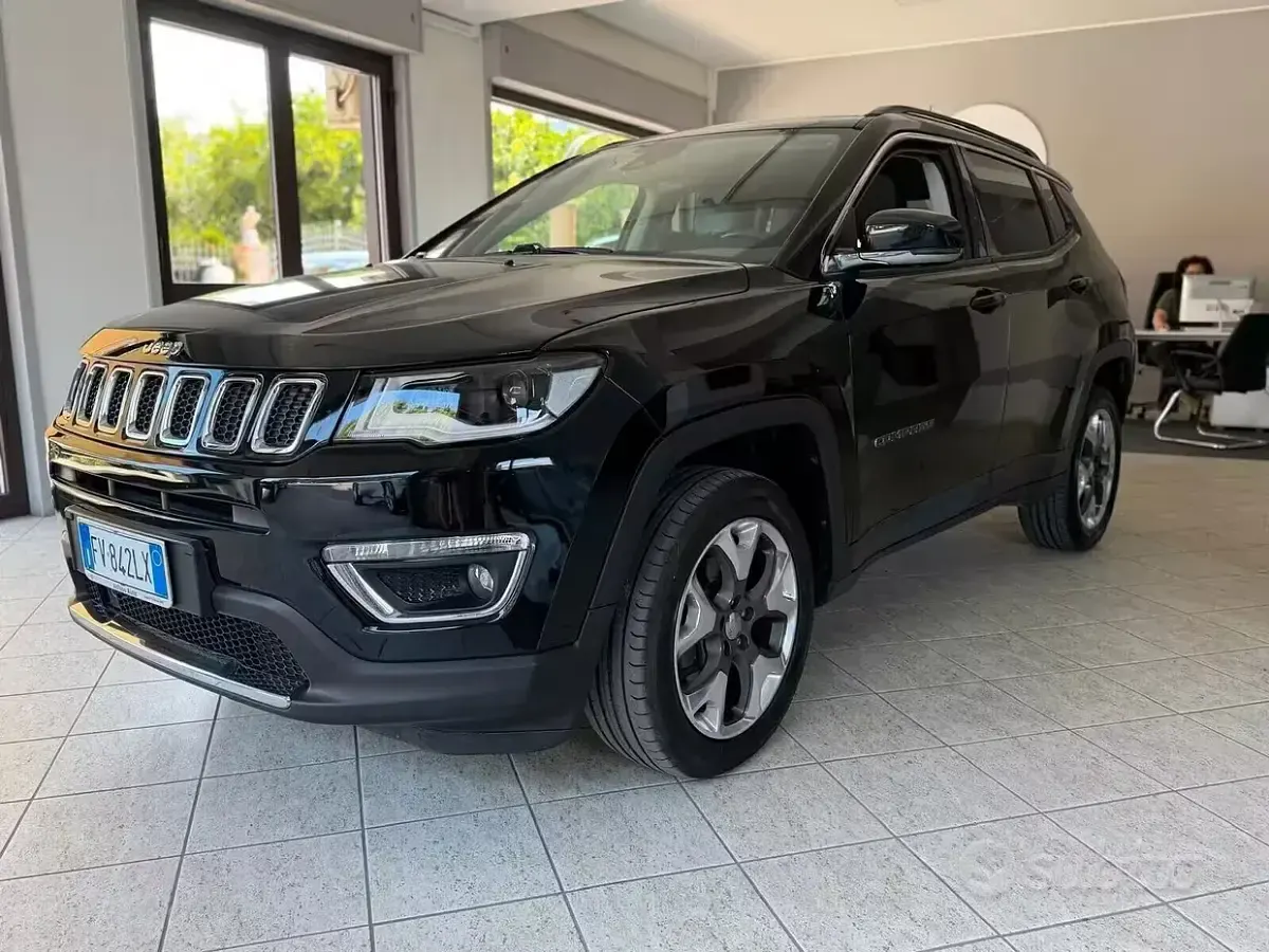 Usata Jeep Compass Longitude 140 CV (102 kW) 2019 Nero SUV