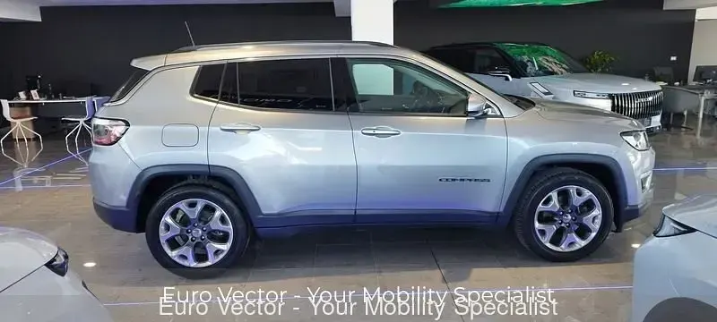 Usata Jeep Compass Limited 120 CV (88 kW) 2019 Grigio SUV