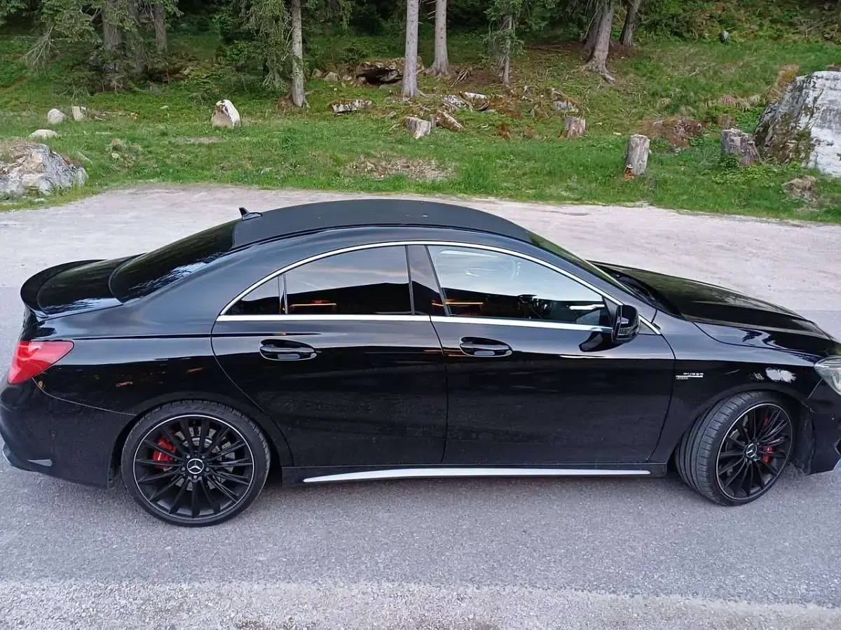 Usata Mercedes CLA45 AMG AMG 381 CV (280 kW) 2016 Nero