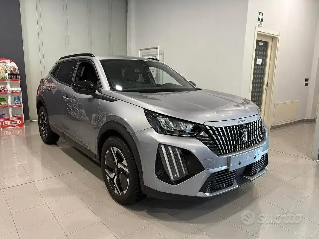 Nuova Peugeot 2008 Allure 101 CV (74 kW) 2025 Grigio SUV