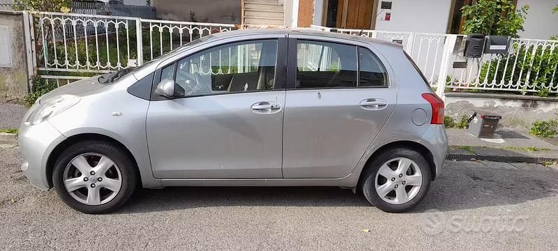 Usata Toyota Yaris 2006 Berlina