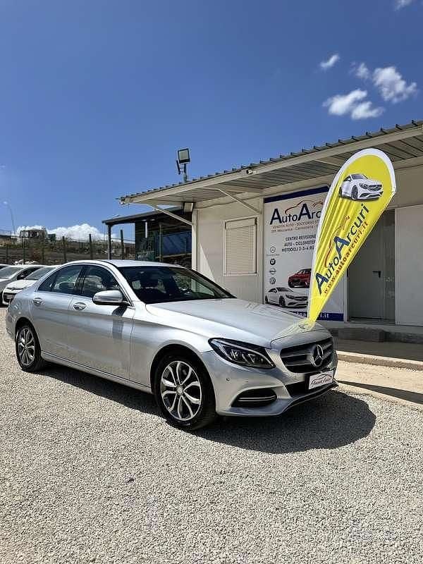 Usata Mercedes C220 170 CV (125 kW) 2015 Berlina