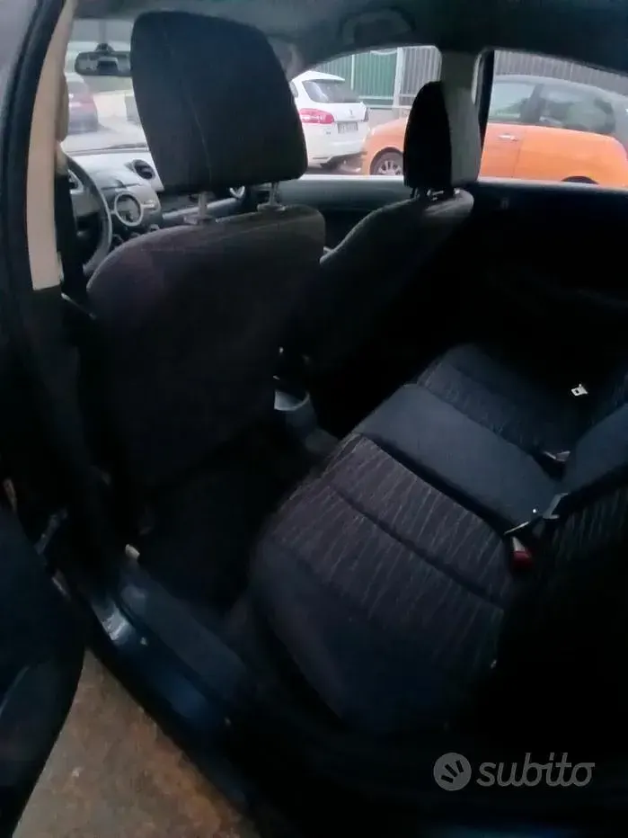 Usata Mazda 2 75 CV (55 kW) 2007 Utilitaria