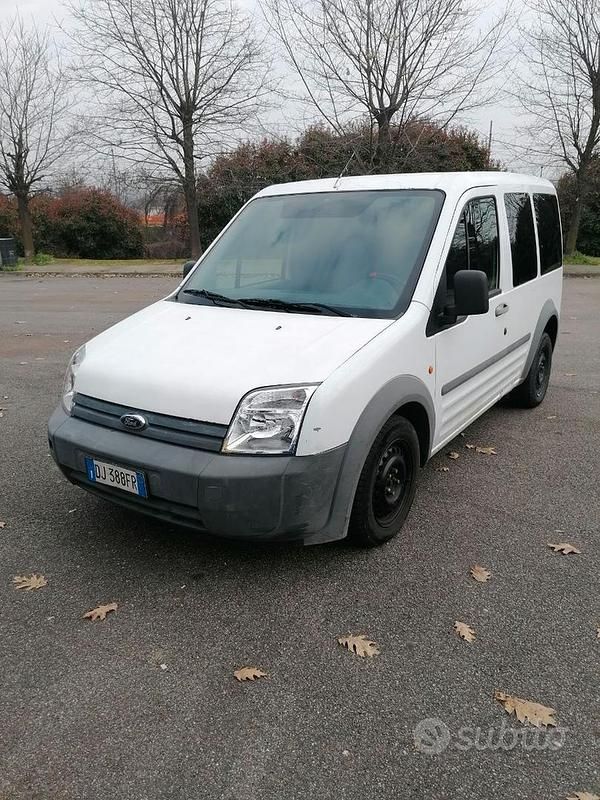 Usata Ford Tourneo Connect S 90 CV (66 kW) 2007 Bianco Monovolume