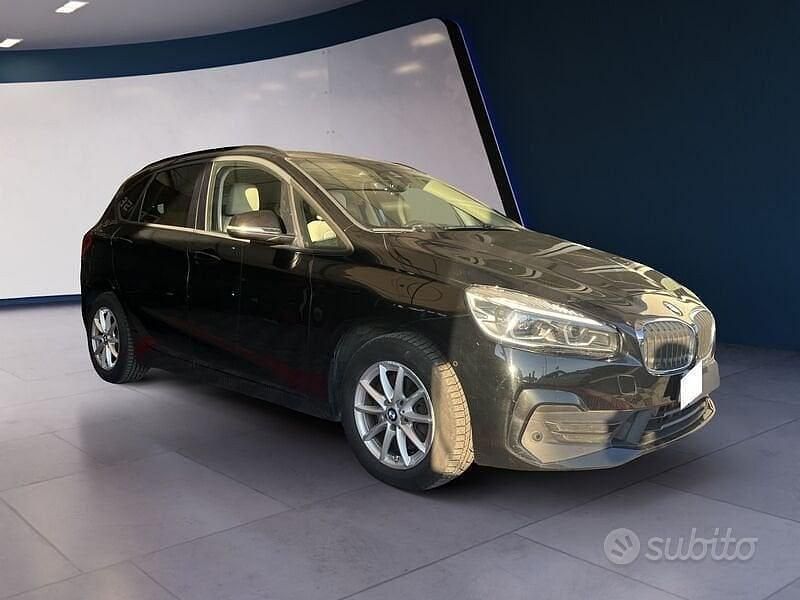 Usata BMW 218 Advantage 150 CV (110 kW) 2021 Nero Station wagon