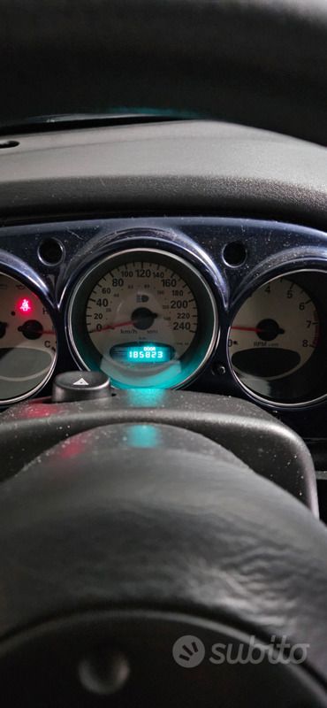 Usata 2005 Chrysler PT Cruiser Due volumi | 1900 € (Buon prezzo) - Immagine 1/4