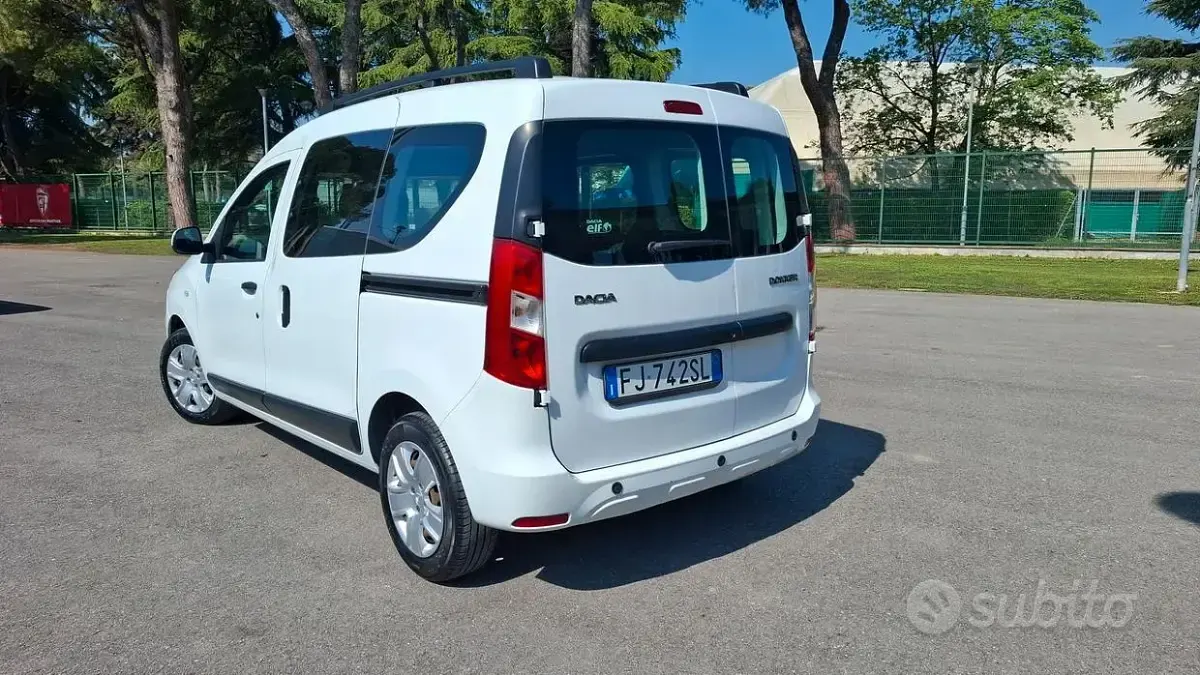 Usata Dacia Dokker 90 CV (66 kW) 2017 Bianco Monovolume