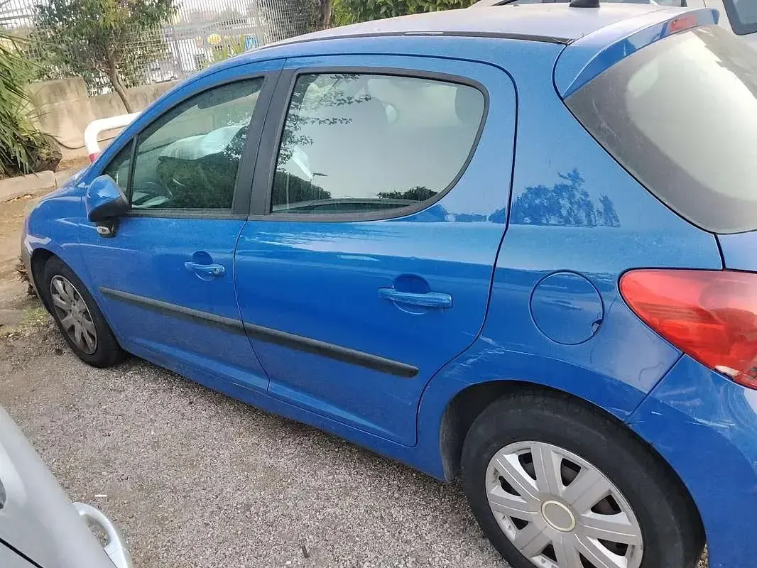 Usata Peugeot 207 73 CV (53 kW) 2007 Berlina