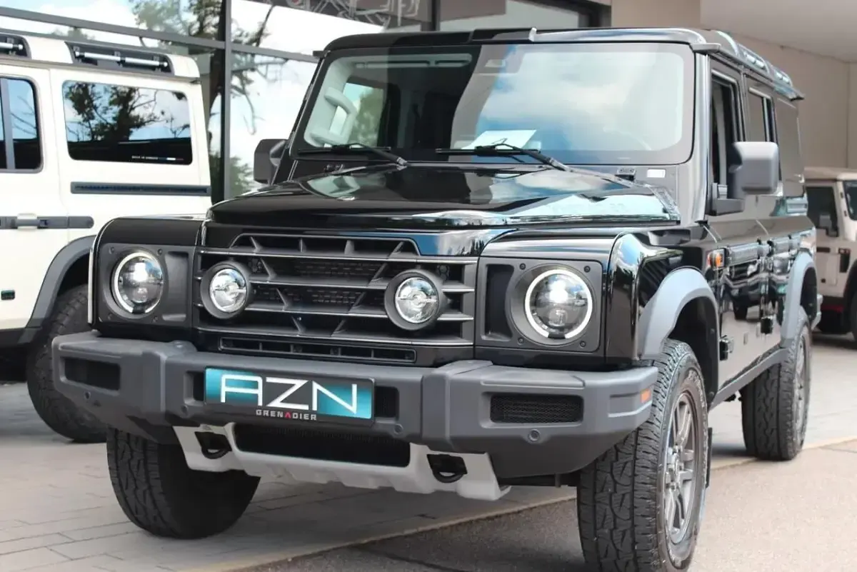 Usata Ineos Grenadier 248 CV (182 kW) 2025 Nero Station wagon