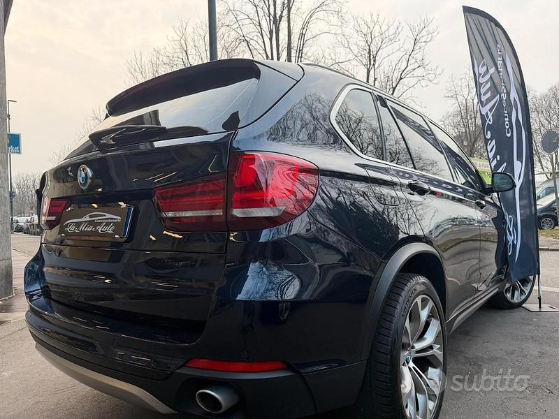 Usata BMW X5 Luxury Line 258 CV (189 kW) 2016 Blu SUV