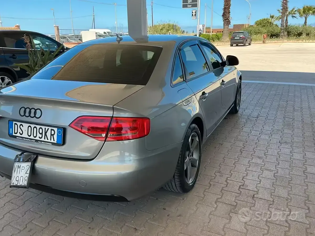 Usata Audi A4 143 CV (105 kW) 2008 Grigio Berlina