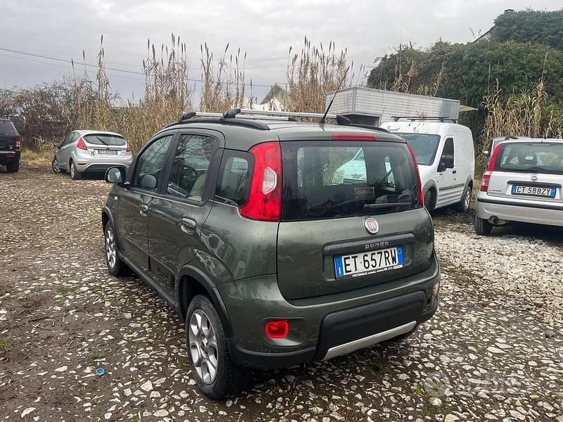 Usata Fiat Panda 4x4 75 CV (55 kW) 2014 Verde Utilitaria