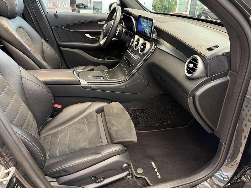 Usata Mercedes GLC200 Premium Plus 245 CV (180 kW) 2019 Scuro SUV