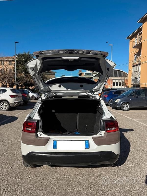 Usata Citroën C4 PureTech 110 CV (80 kW) 2018 Bianco Berlina