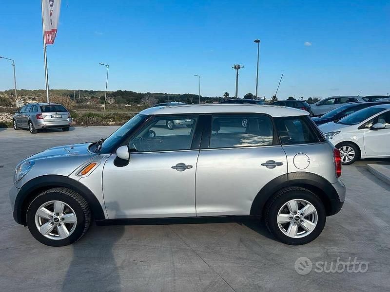 Usata Mini Cooper D Countryman 111 CV (81 kW) 2015 Grigio SUV