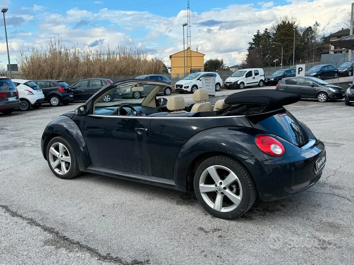 Occasion VW New Beetle 105 PK (77 kW) 2007 Zwart Hatchback