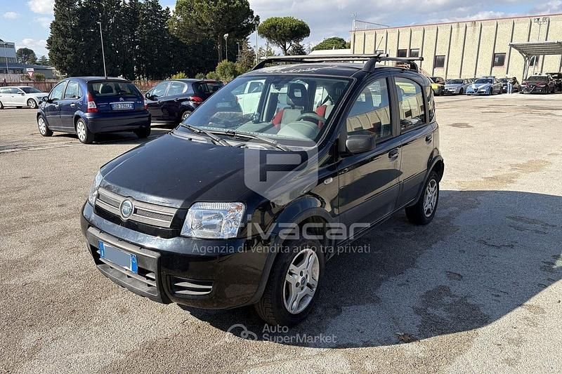 Nero Usata 2006 Fiat Panda 4x4 Climbing Due volumi | 6000 € (Cara) - Immagine 1/4