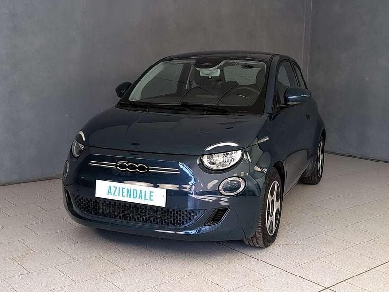 Usata Fiat 500e Action 94 kW (129 CV) 2022 Berlina