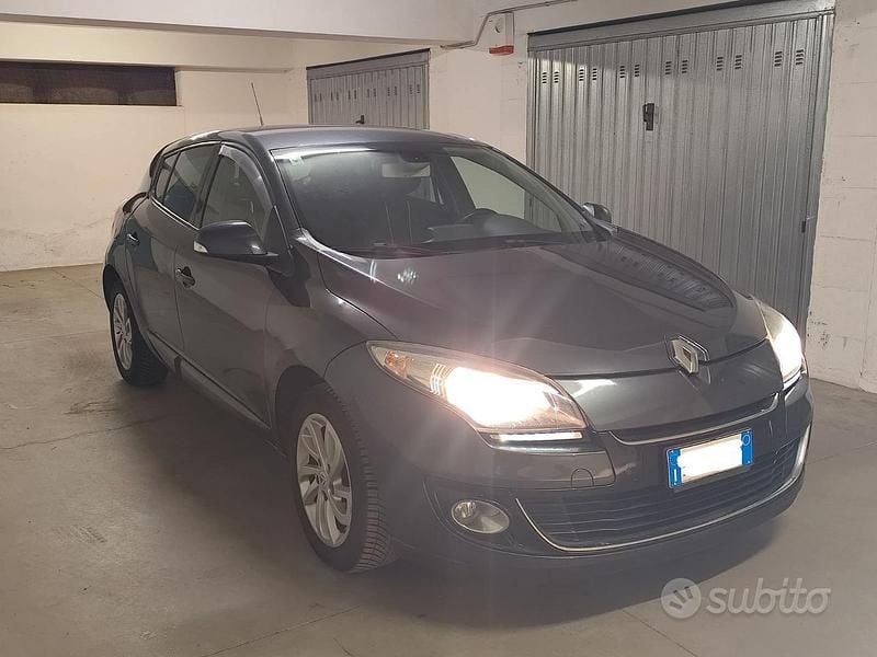 Usata Renault Mégane 110 CV (80 kW) 2013 Grigio Berlina