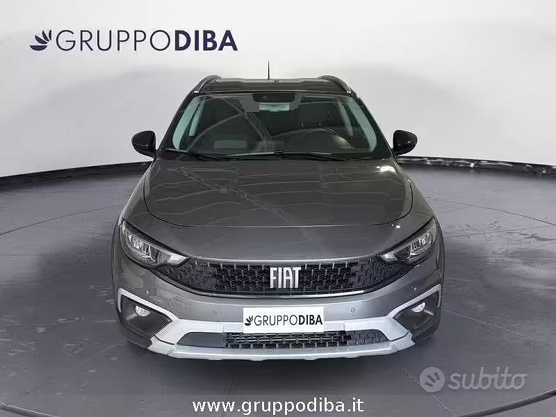Usata Fiat Tipo Cross 131 CV (96 kW) 2021 Grigio Berlina